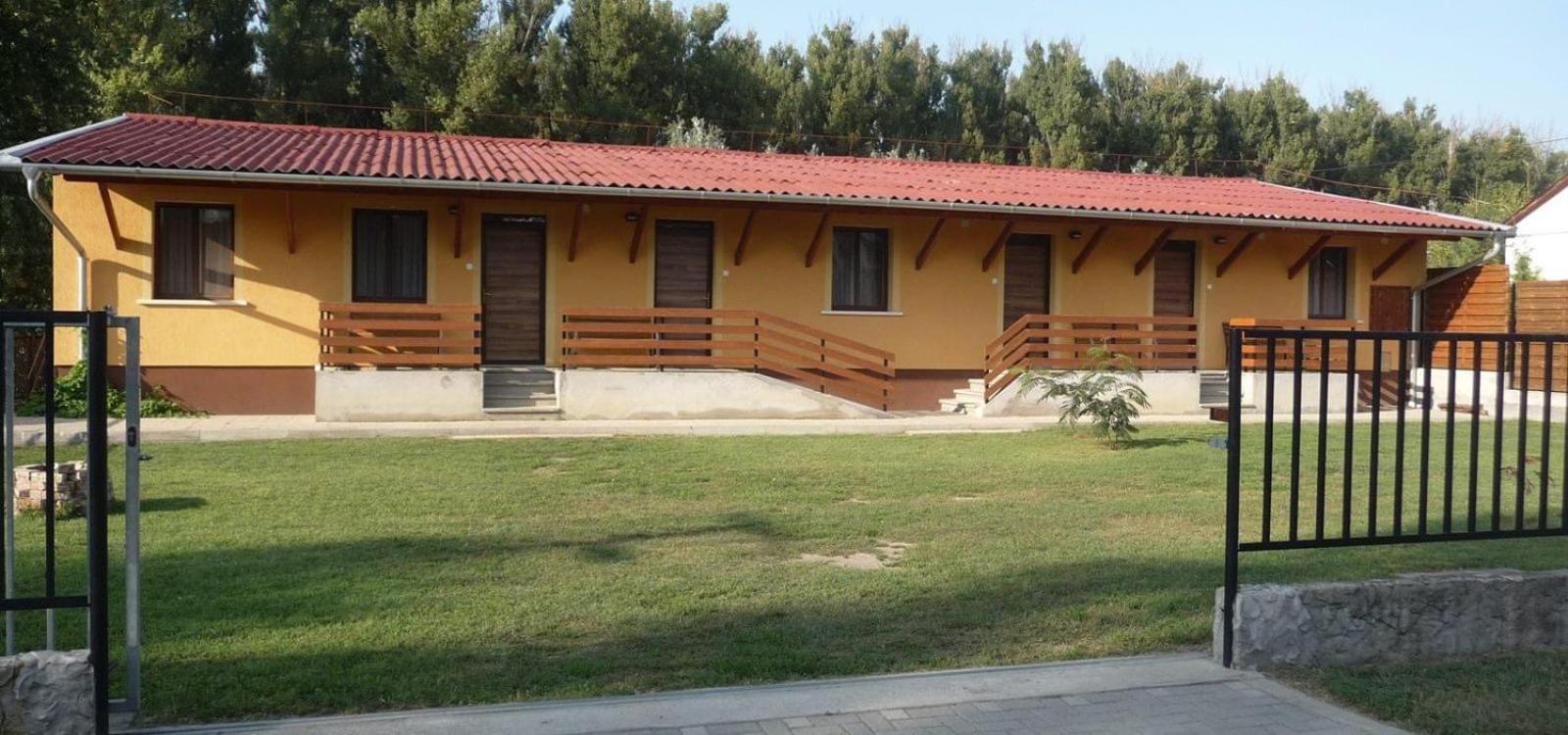 Summer Apartments Tiszakécske Zewnętrze zdjęcie