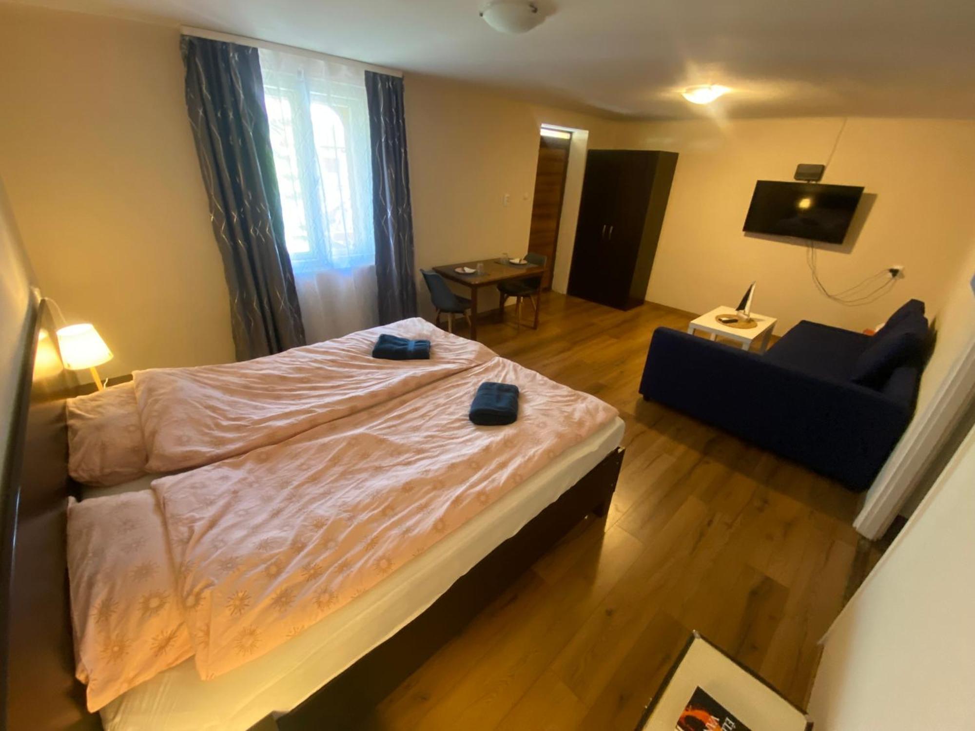 Summer Apartments Tiszakécske Zewnętrze zdjęcie